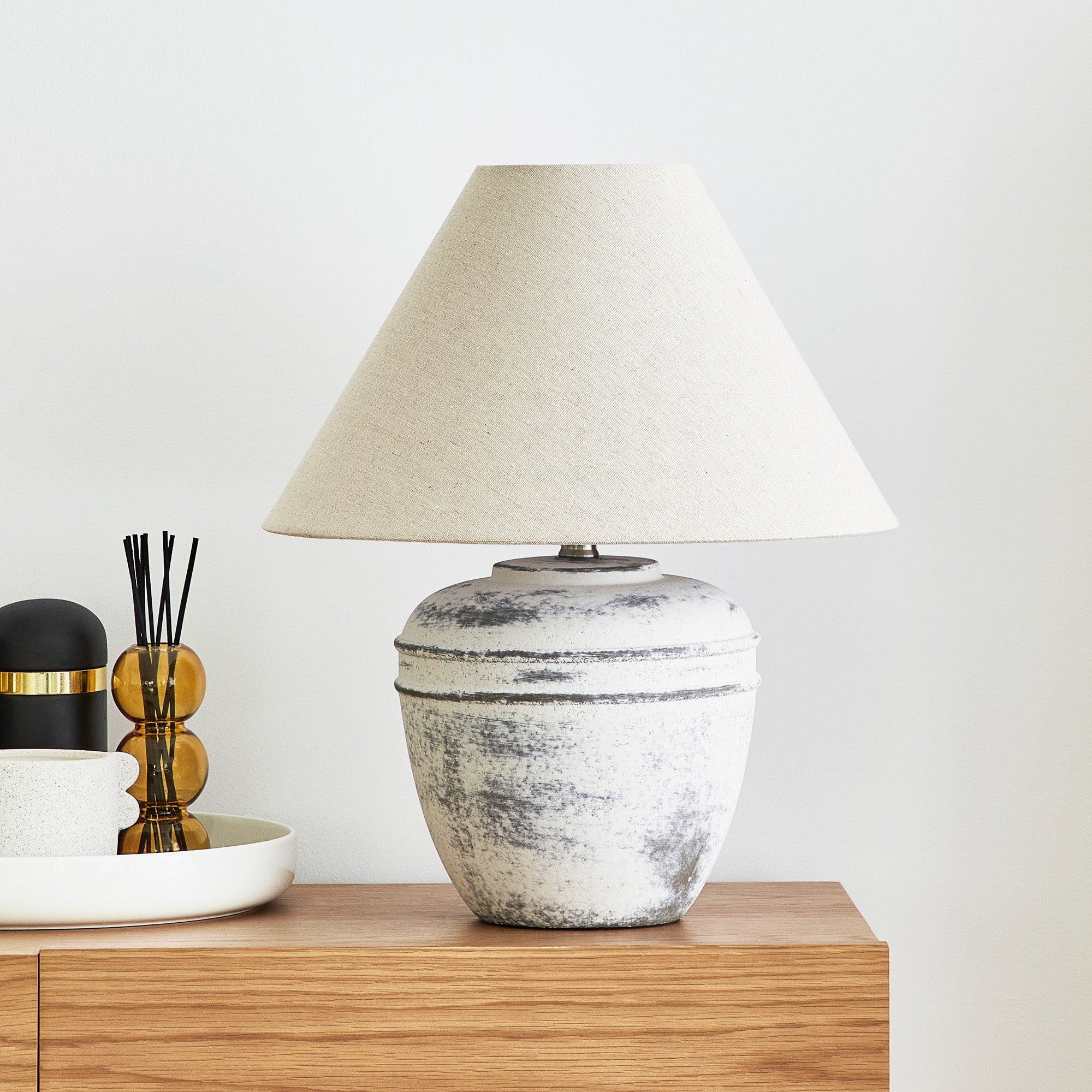 Ceramic stone store table lamp