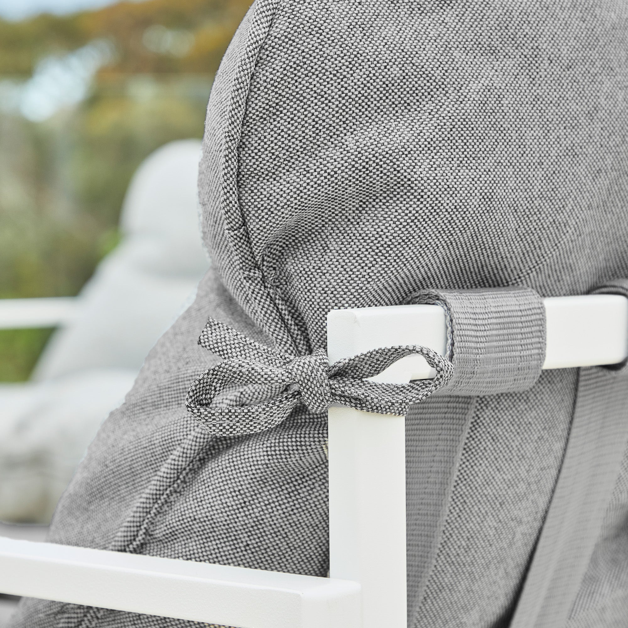 Tiri 4-piece Outdoor Conversation Sling Set Light Grey & White