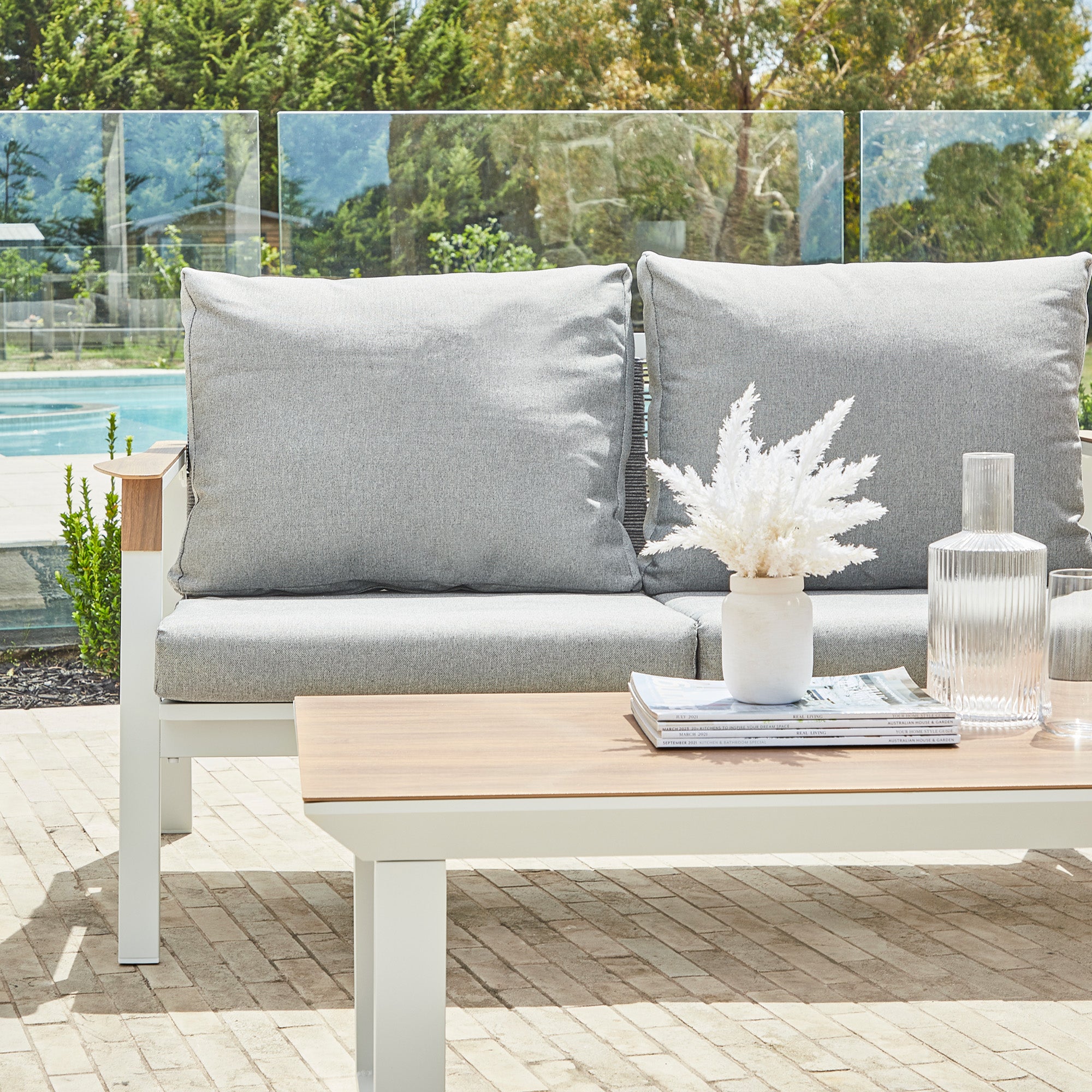 Sunshine 4-piece Outdoor Conversation Set Grey & White