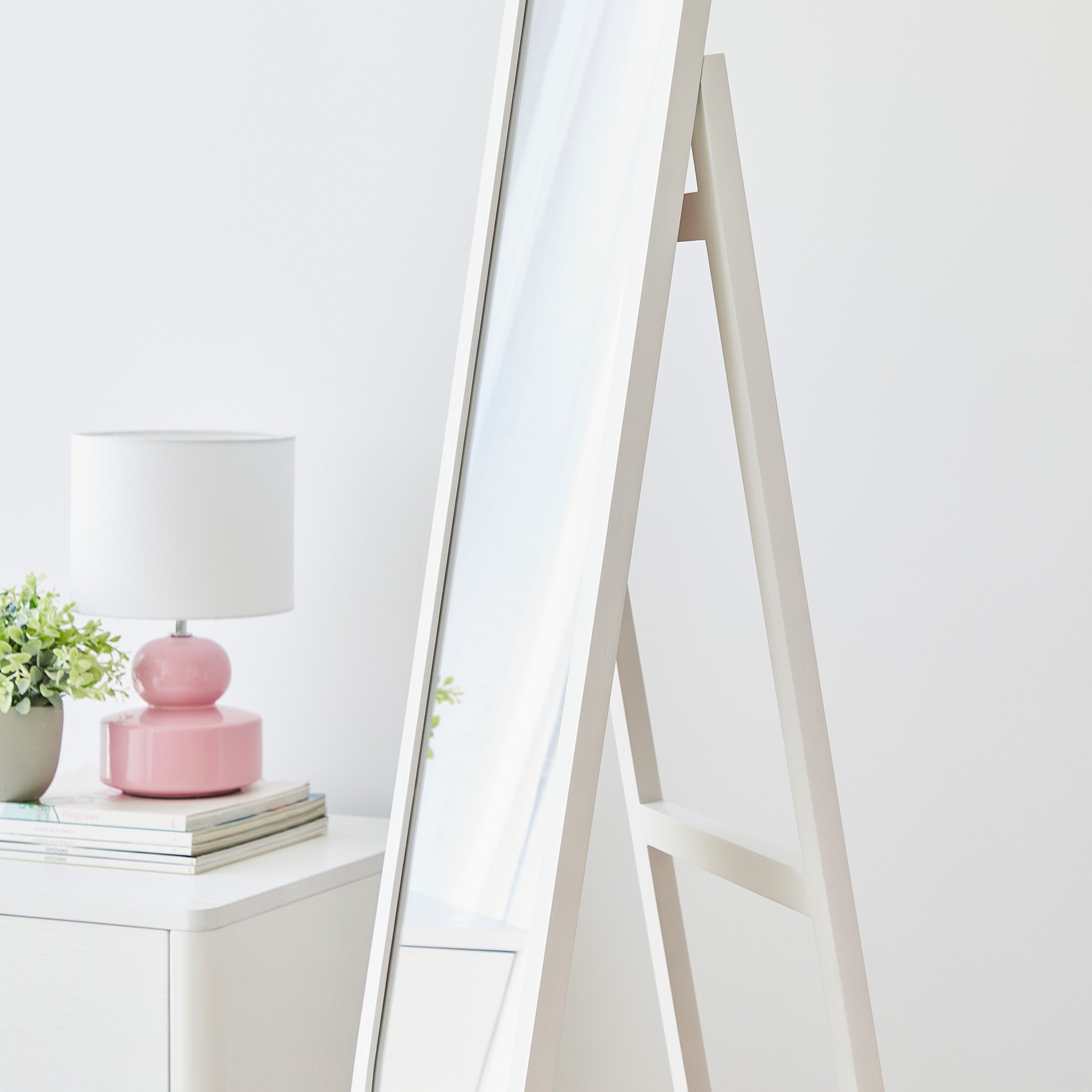 Harper 160cm Standing Arch Mirror With Shelf White