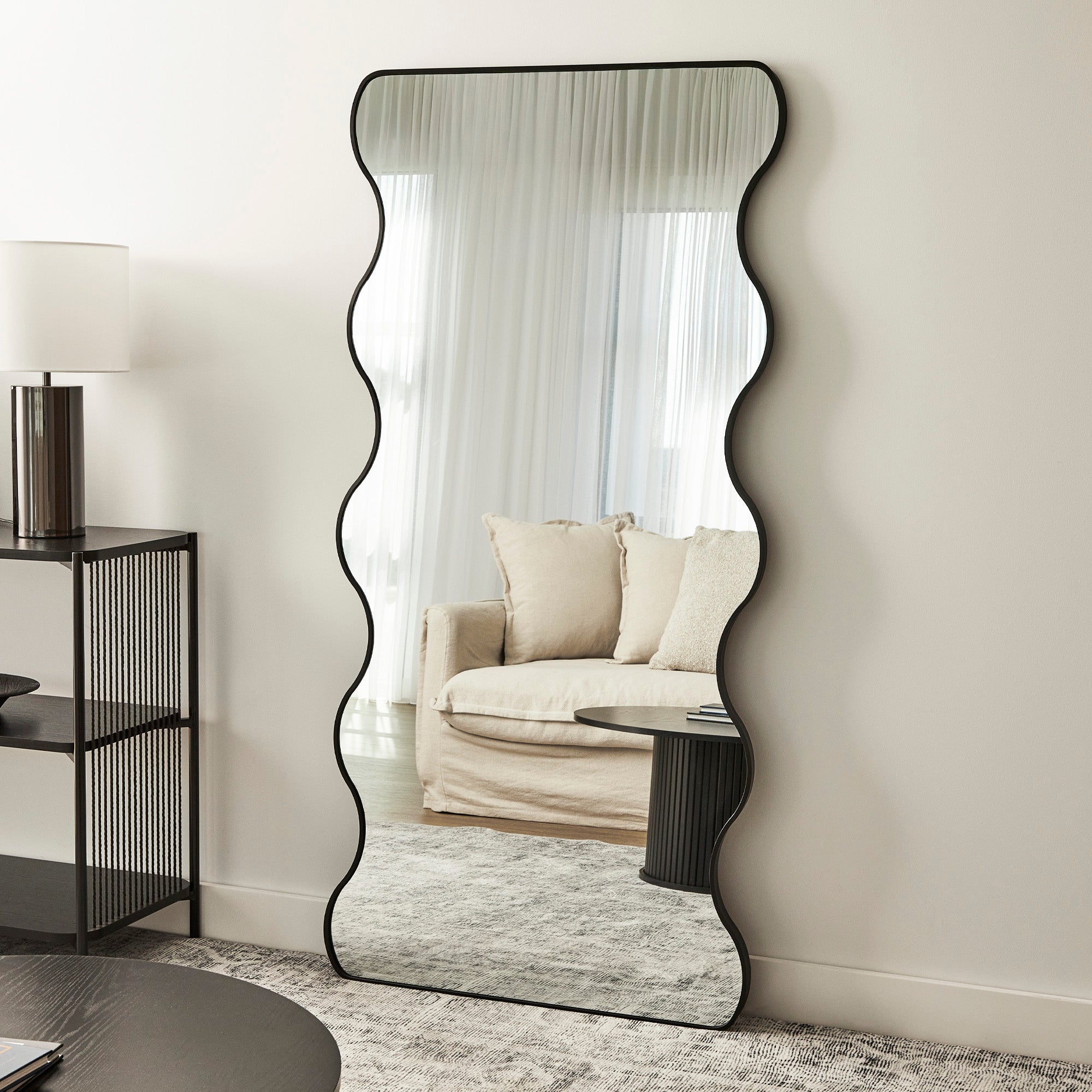 Wavy 165cm Mirror Black