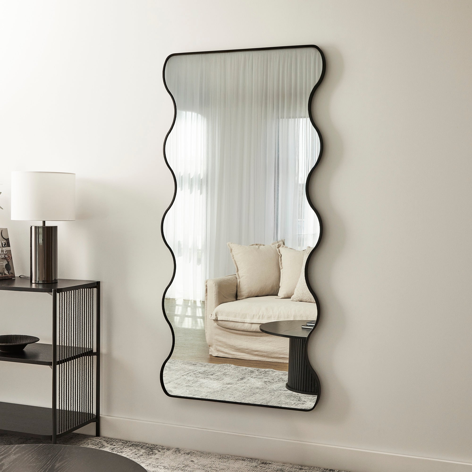 Wavy 165cm Mirror Black