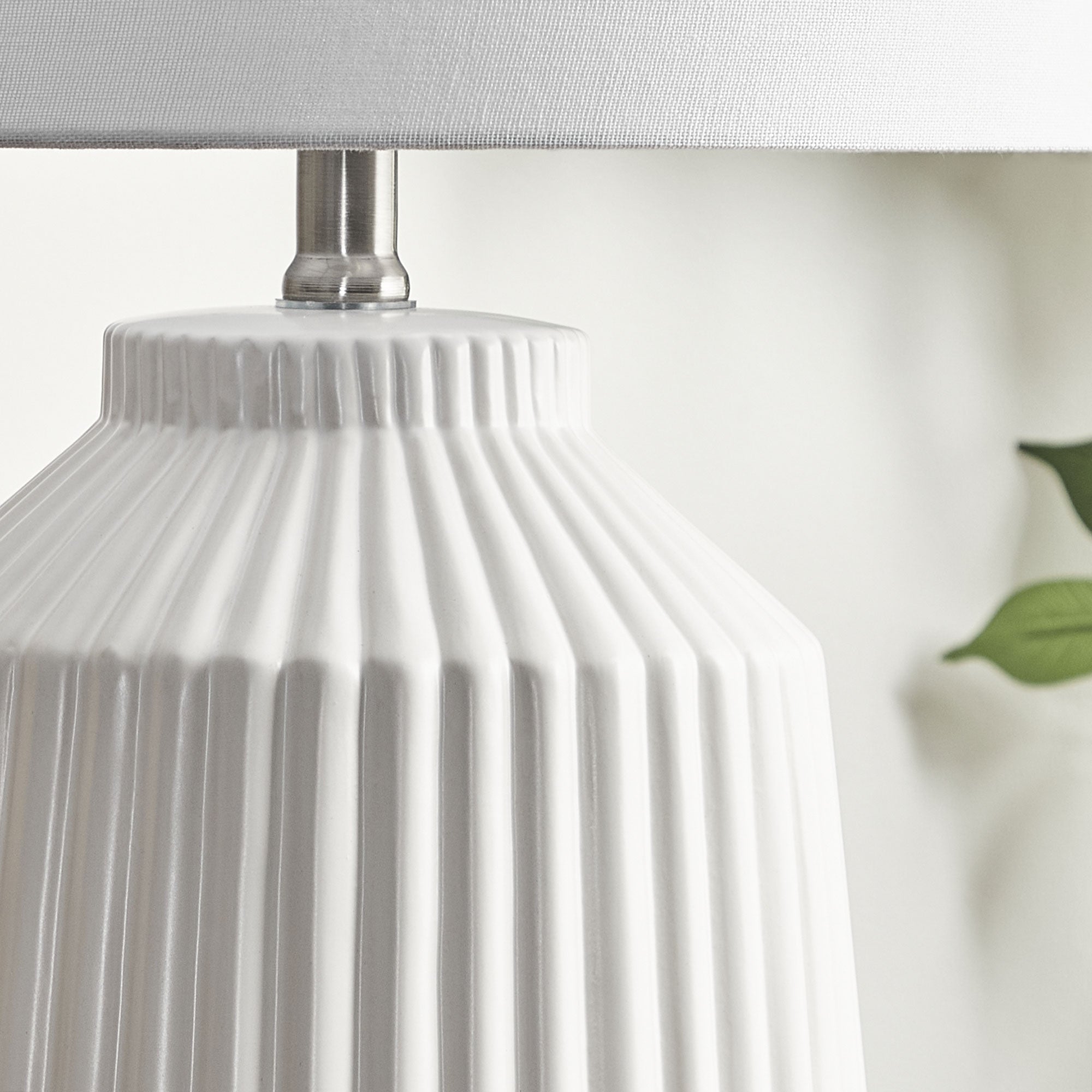 Pleat 57Cm Modern Ceramic Table Lamp White Lighting