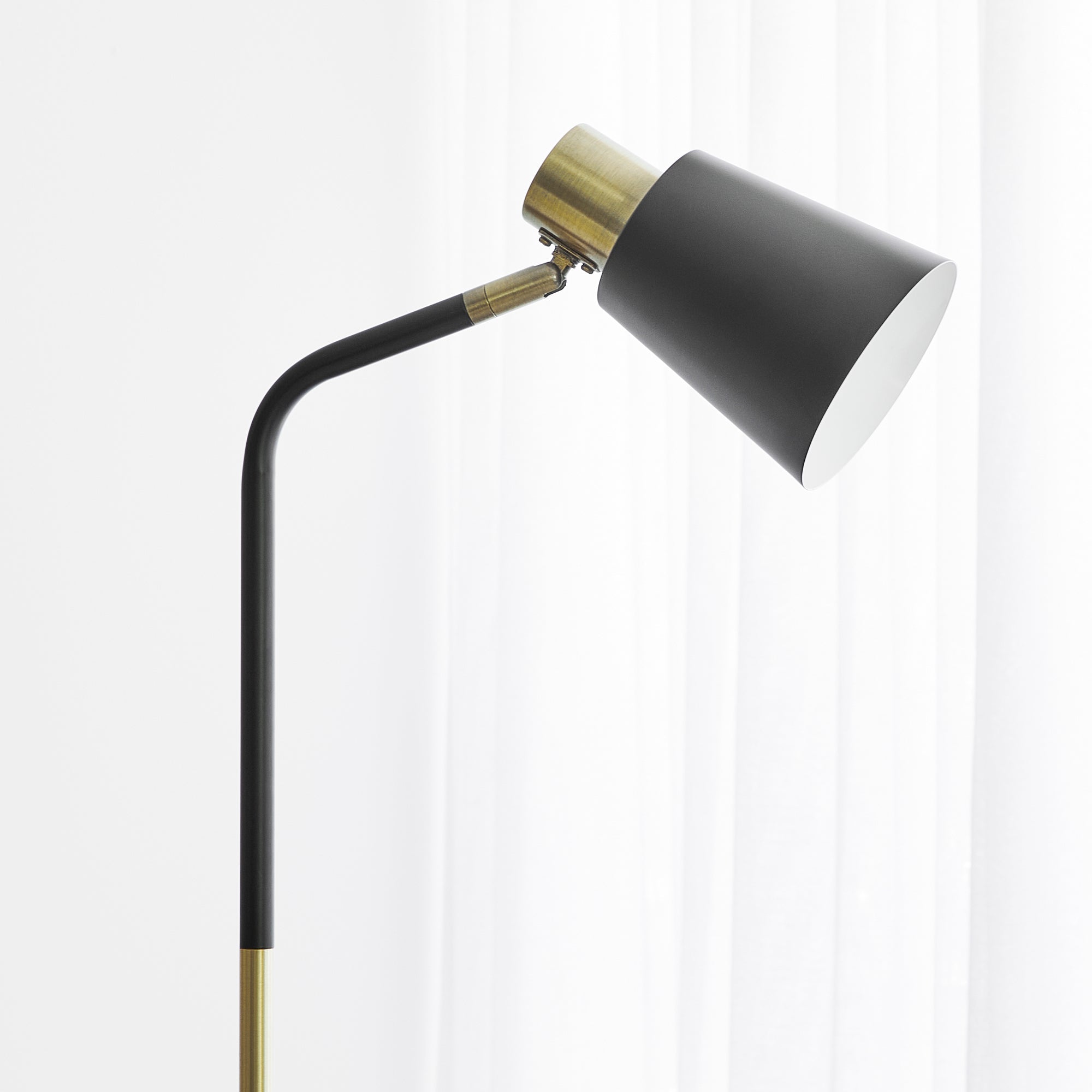 149Cm Avi Floor Lamp Lighting