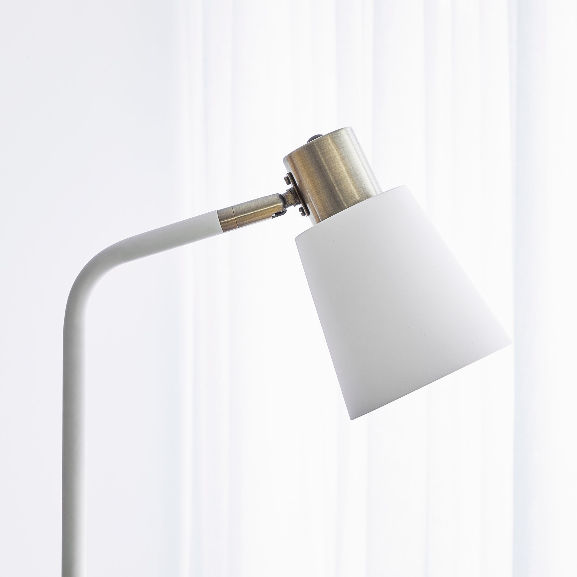 149Cm Avi Floor Lamp Lighting